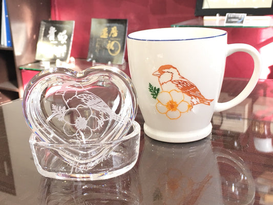 生徒さんの作品　可愛らしい小物入れとマグカップです。