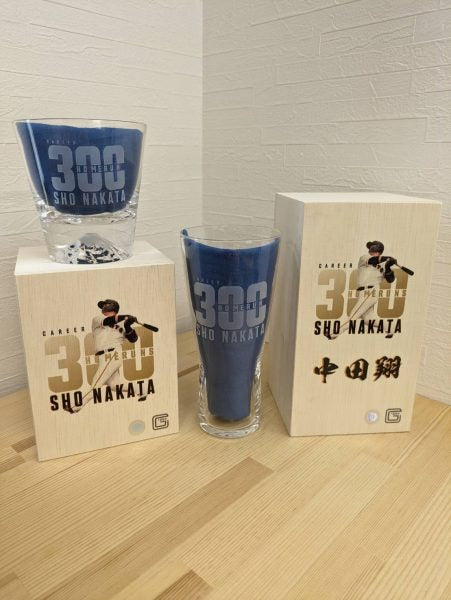 読売巨人軍 中田翔選手「通算300本塁打」記念グッズを制作させて頂きました！